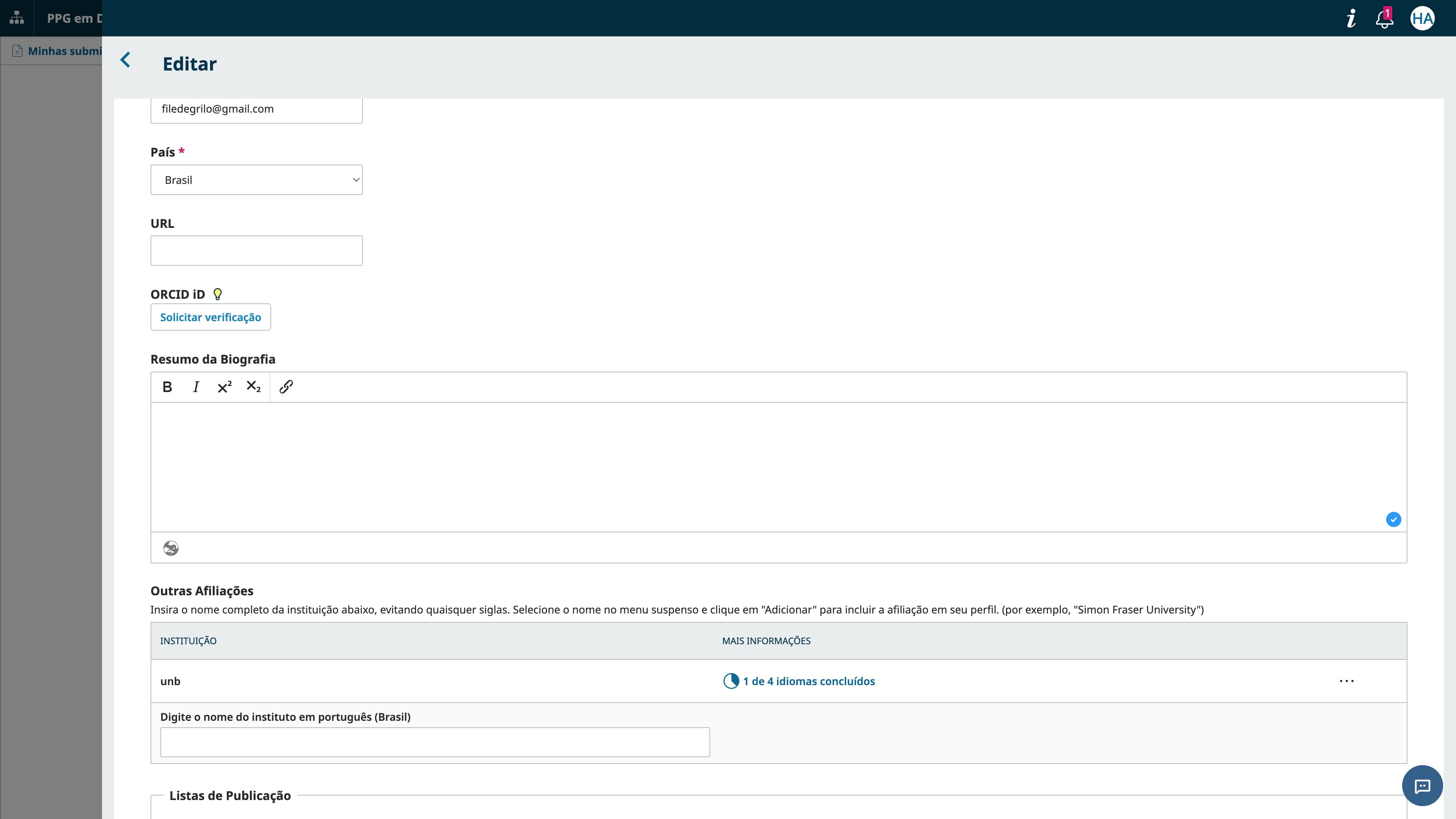 Caso já não tenha logado com seu Orcid, o sistema vai sugerir "Solicitar verificação" para seu Orcid seja exibido na publicação.