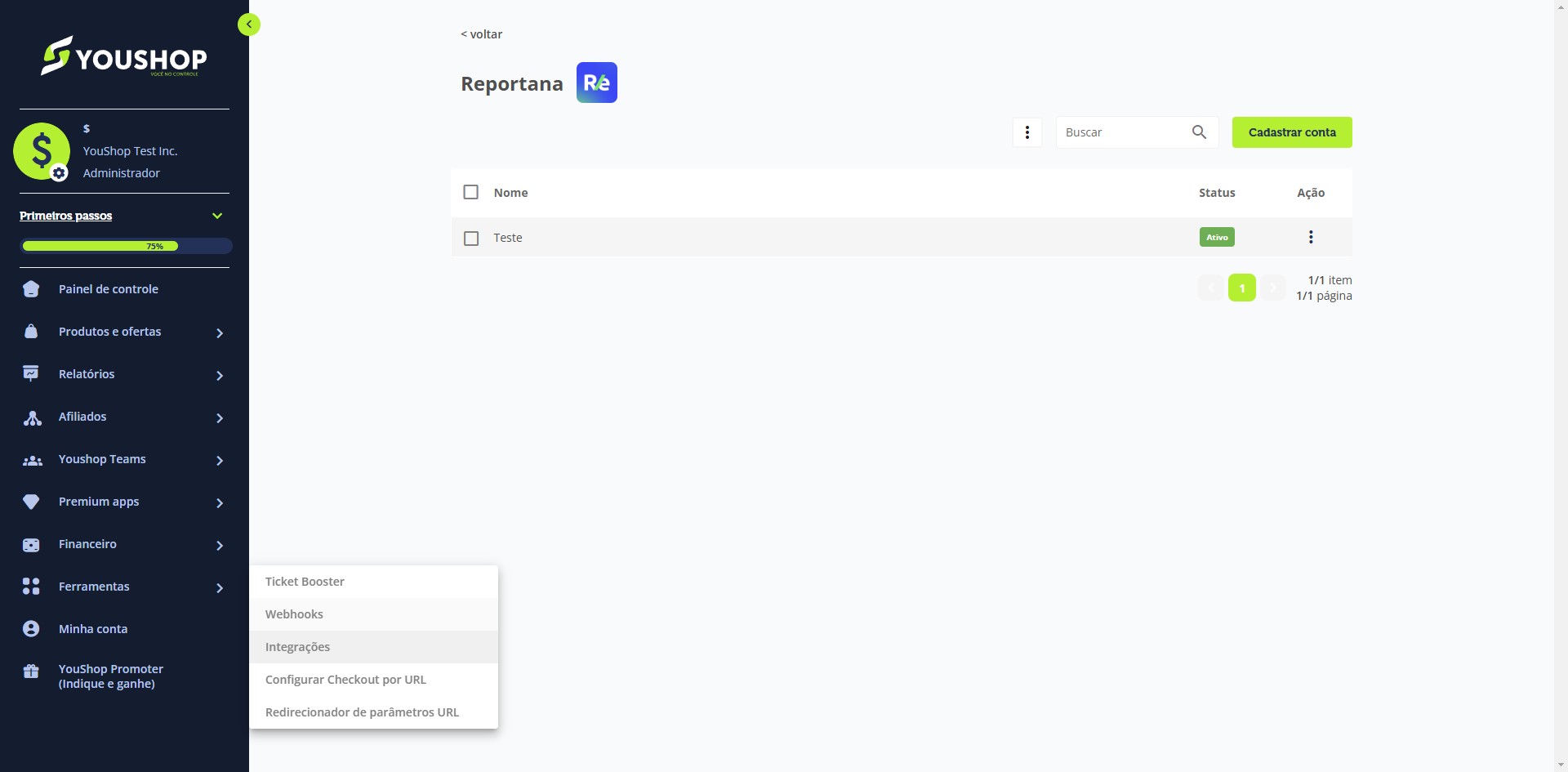 No menu lateral, clique em "Ferramentas" e depois em "Webhooks".