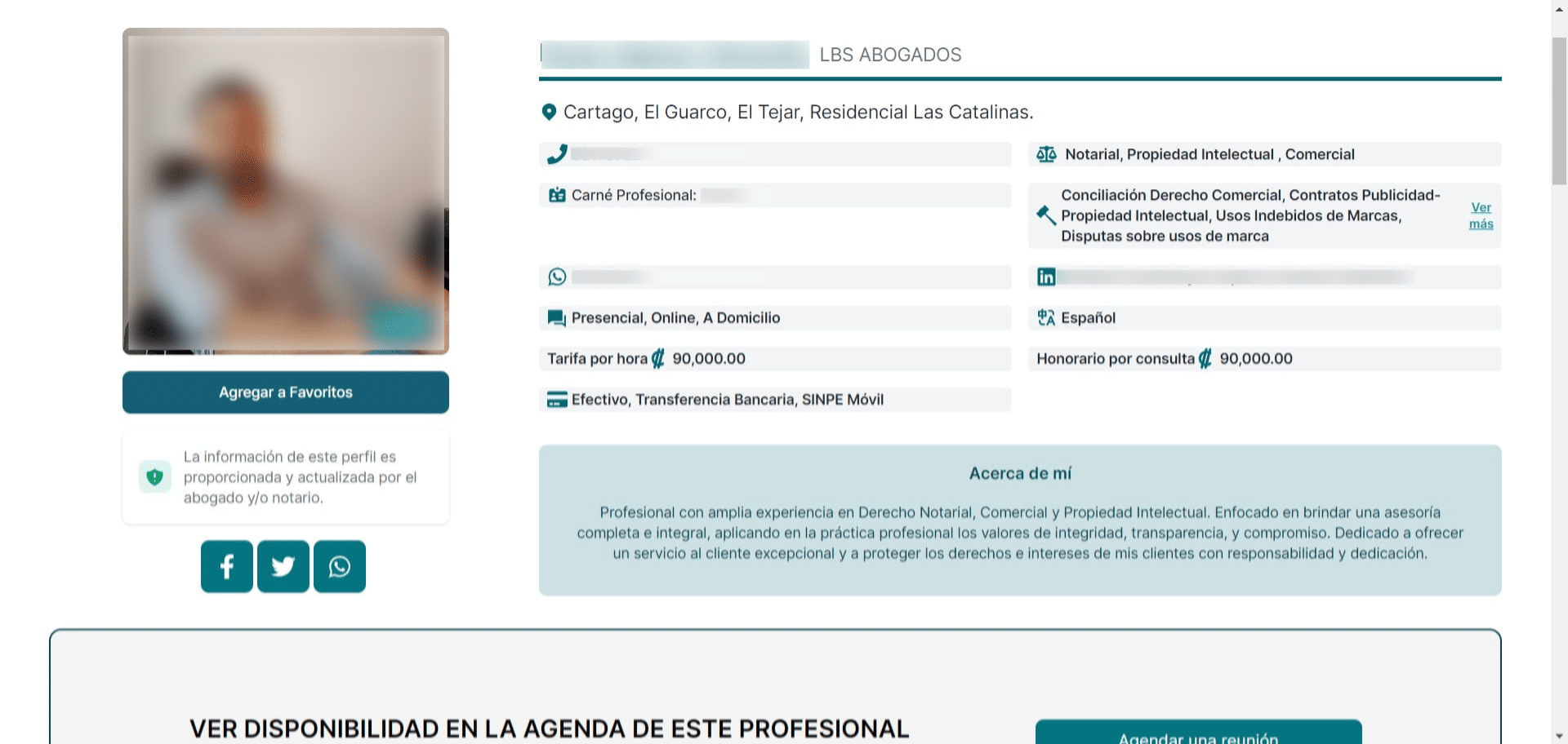 Para añadir un abogado a sus favoritos, explore la plataforma. Al ingresar a un perfil profesional, encontrará un botón que dice "Agregar a favoritos".