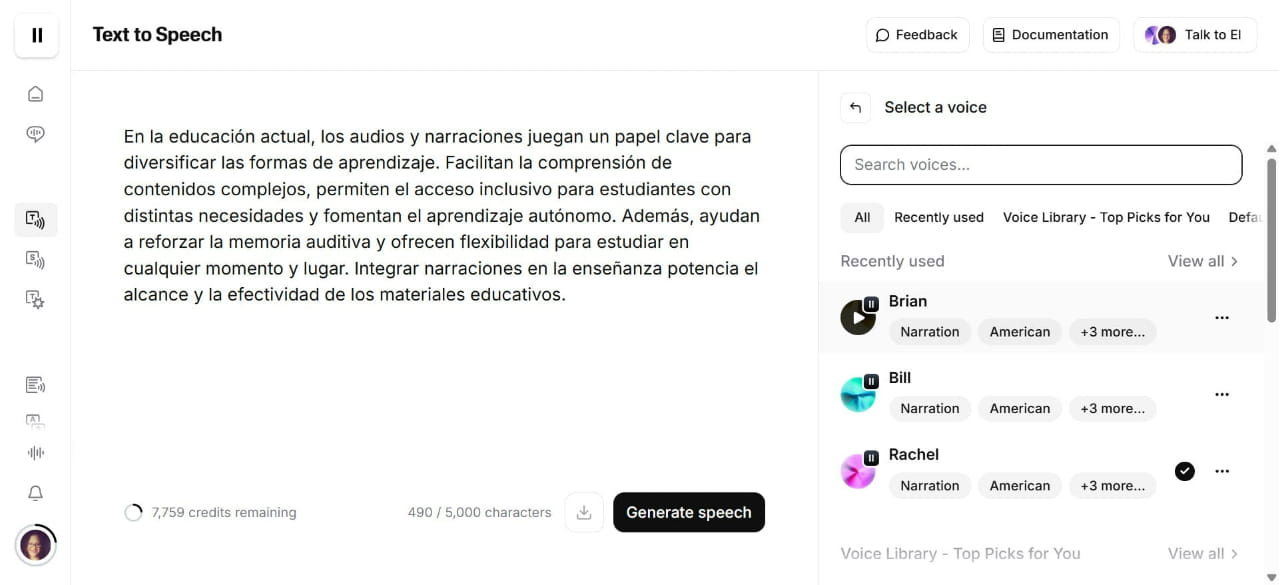 Dé clic en el ícono de "play" para escuchar las voces.