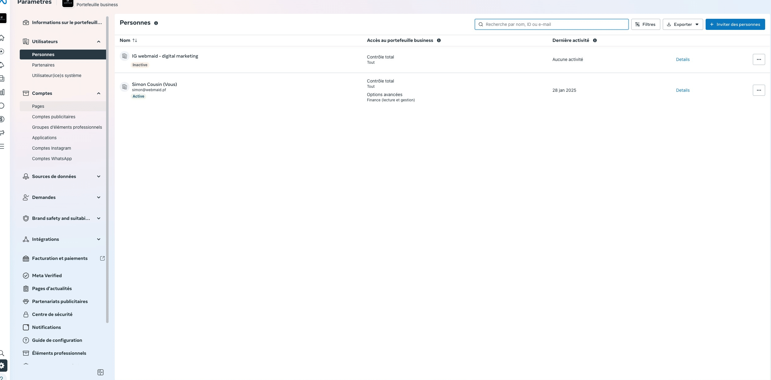 Cliquer sur **Pages**