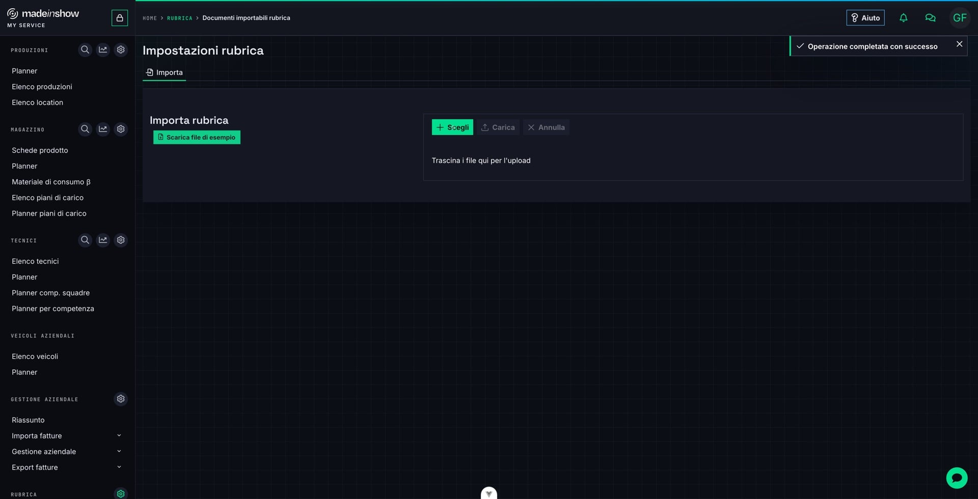 L'import accetta un file CSV alla volta e crea in blocco le schede valorizzate nel template: il modo più rapido per popolare la rubrica all'avvio.
