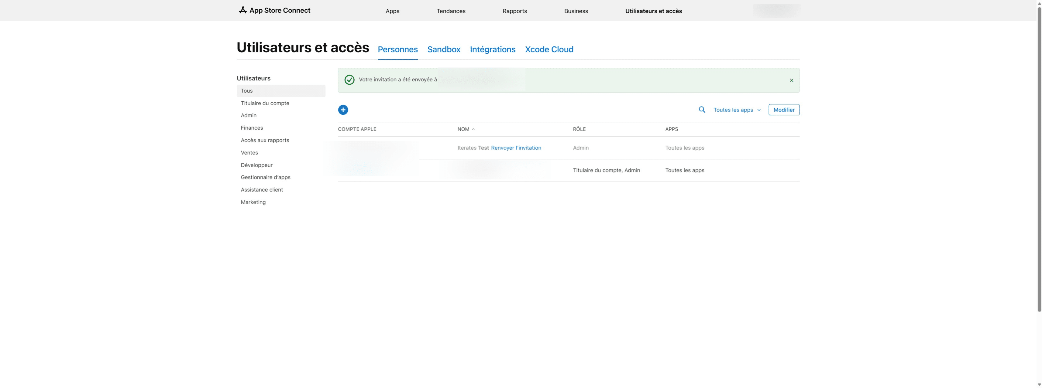 L’invitation a bien été envoyée à l’équipe Iterates. 🎉
‎
Une fois l’invitation acceptée, notre équipe pourra accéder à votre espace Apple Developer afin de configurer votre projet.