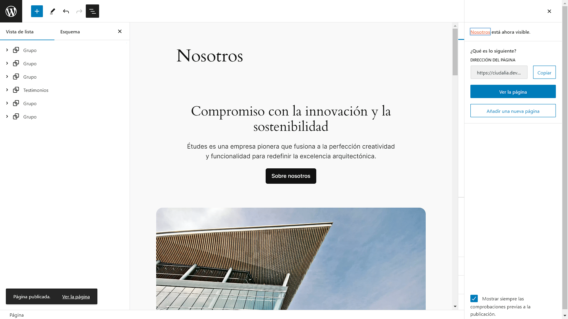 Mostrará una notificación de "**Página publicada**" haz click en "**Ver la página**"