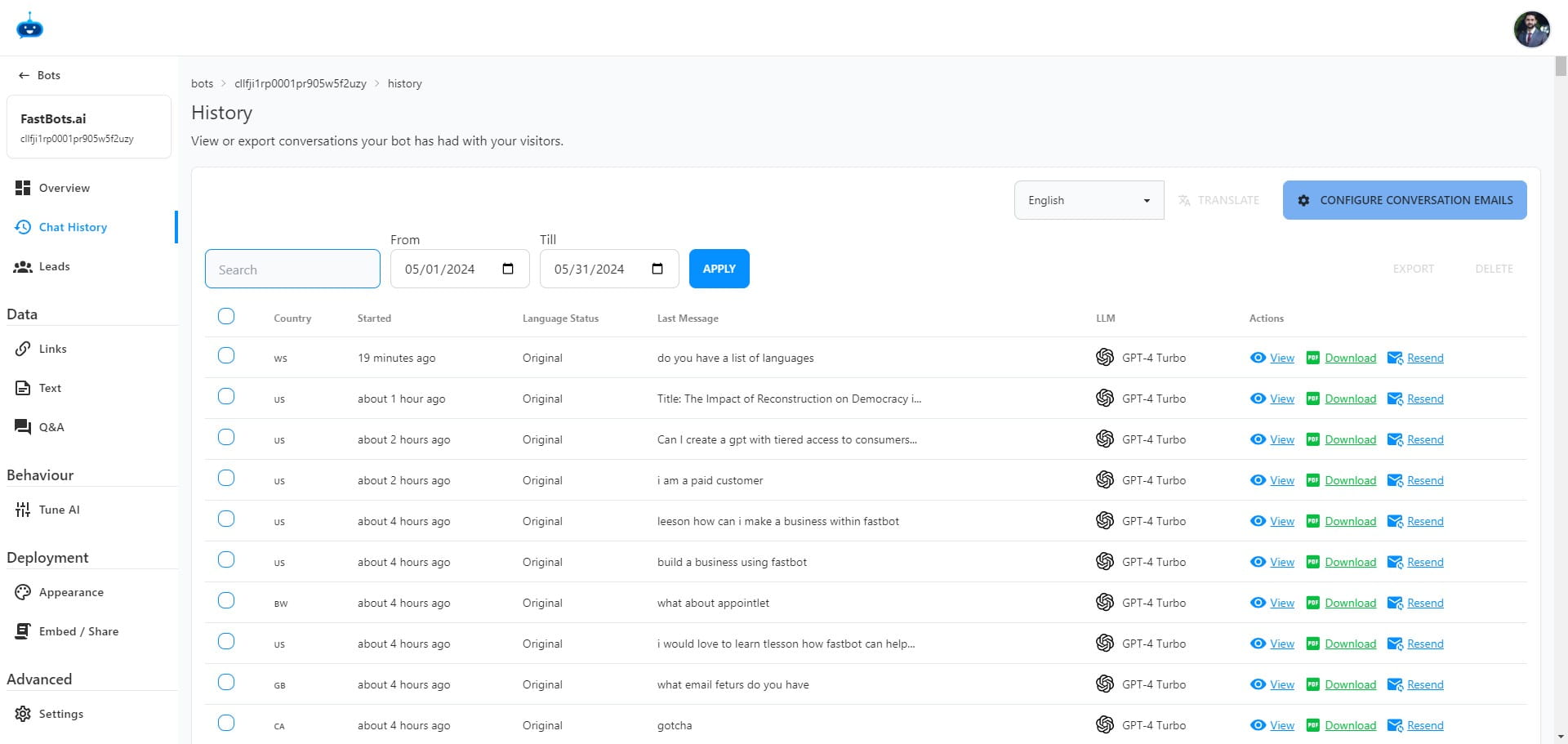You can also have the chatbot automatically translate every conversation in your desired language and email it to you. To do this, select your desired language and click on the "Configure Conversation Emails" button. 