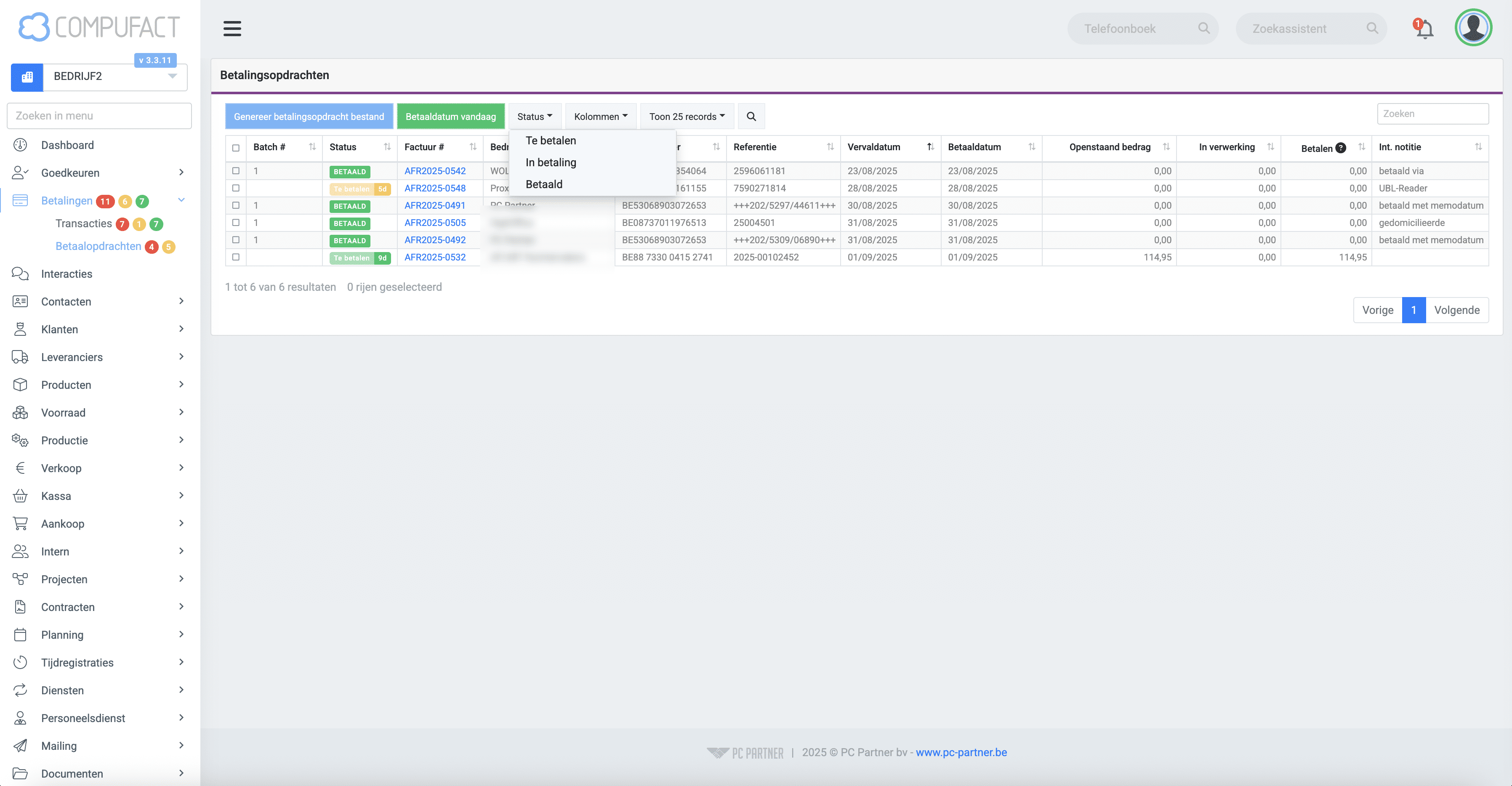 3. Gebruik de **statusfilter** om ook facturen te tonen met status **In betaling** en **Betaald**. Hier kan je ook terugvinden in welke betaalbatch de betaling van de factuur werd opgenomen via de kolom **Batch #**. 